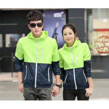 Jacken im Frühjahr neue Sport Jacke Damen und Damen Kapuzen Jacke Damen Mode Dünne Jacke Männer Outwear