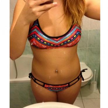 heißes Design nationalen Stil einfach sexy Bikini Model Brasilianischen Bikinis Treiben Gepolsterte  biquinis Feminino