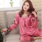 neuer Stil Damen Seidenpyjama Setzt Frühjahr Sommer Design eleganter Spitze Bestickt weibliche Satin Pyjama Rot