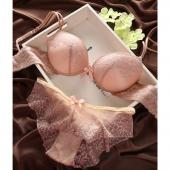 der neue Japanische sexy Spitzen Unterwäsche Damen dünn tief vs Hals Drücken die komfortablen Vintage Einfarbig Büste