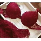 heißes Verkauf der push up BH Transparenten Spitzen BH schlüpfer sind dünn Cup einen Tiefen v Damen