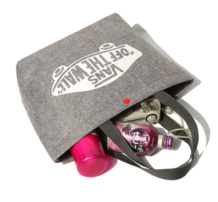 Casual Fühlte Einkaufstüten Grau Farbe mit Buchstaben Muster Damen Handtaschen Schultertasche